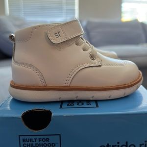 Stride rite Quinn boot in white. Size 4W. Worn once for about 1 hour.